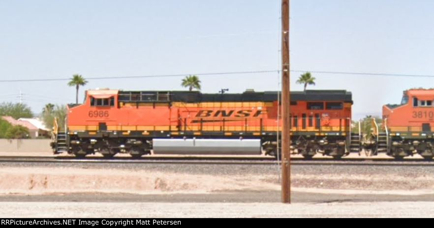 BNSF 6986